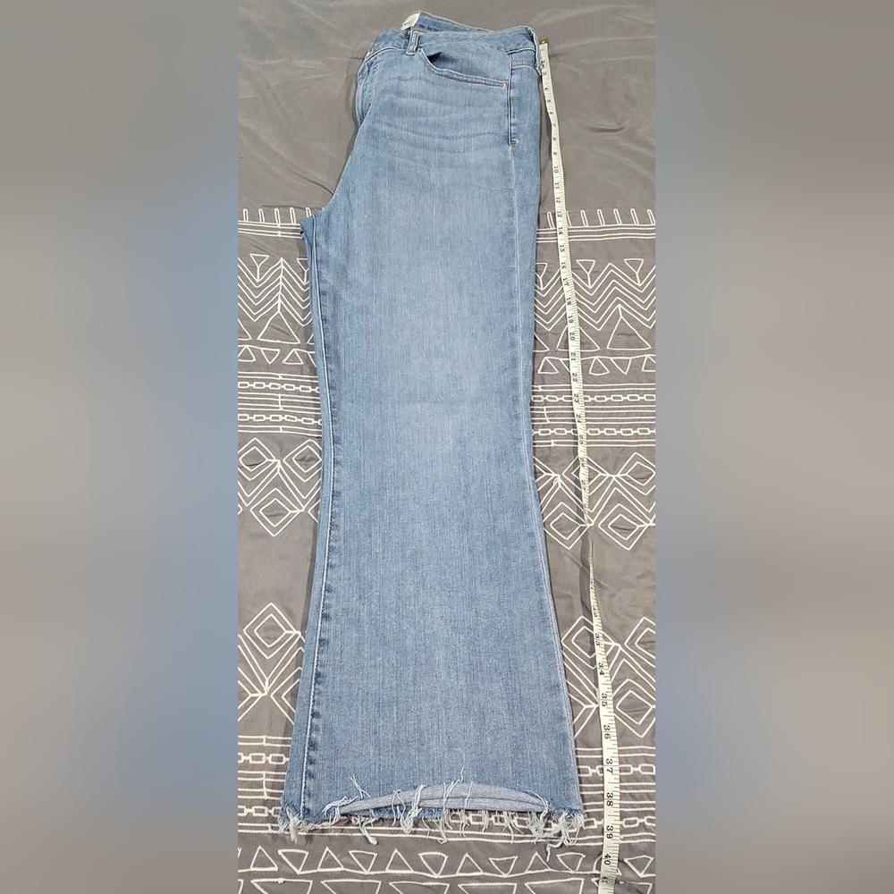 FRAME High Waisted Flare Raw Hem Jeans Size 32 - Picture 2 of 7